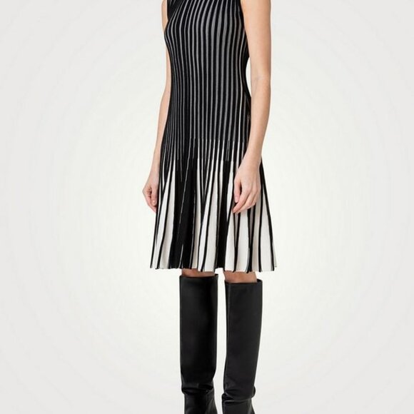 ✨Host Pick x 2✨AKRIS PUNTO:  Two-Tone Dess (black/cream) - Picture 11 of 12